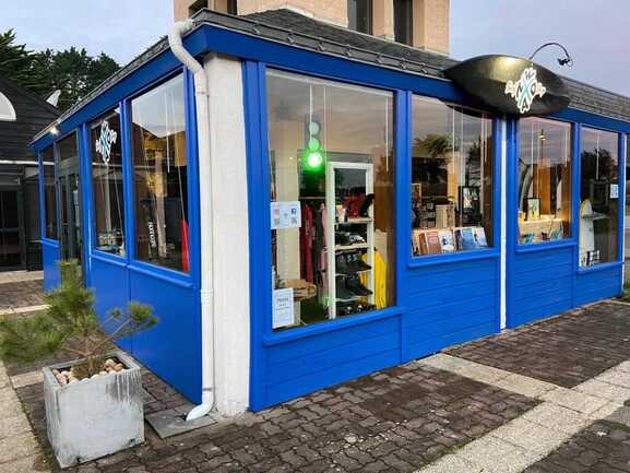NO WAX Surfshop